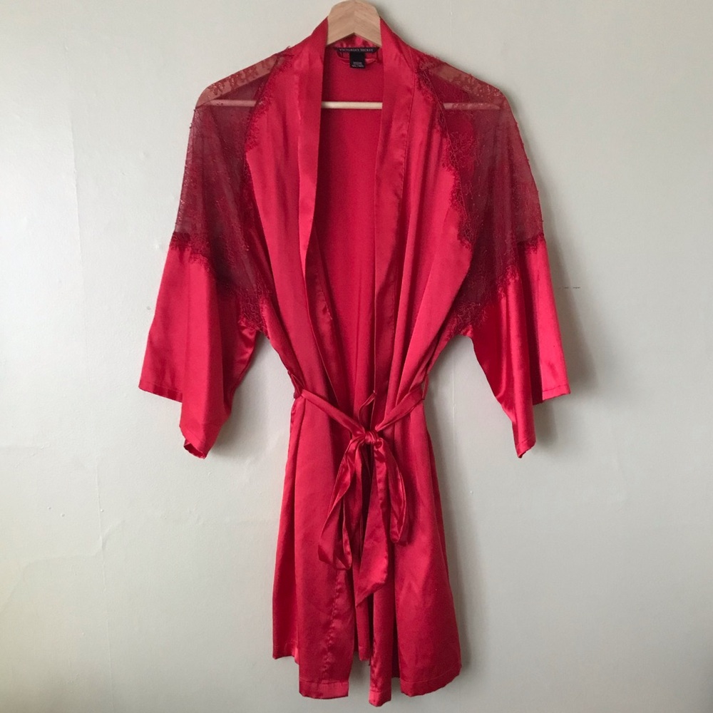 Red Silky Robe (Victoria’s Secret). Size M/L.